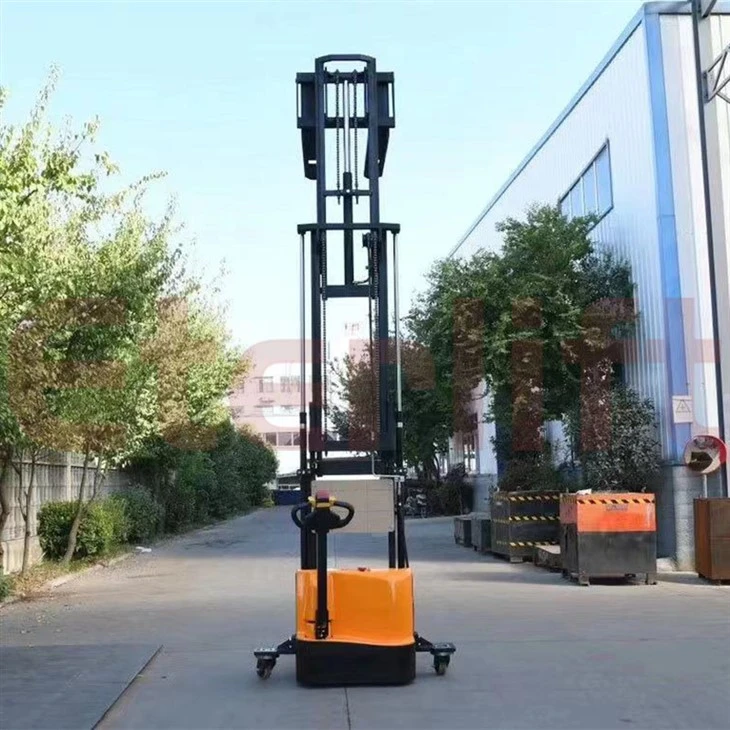 Zlagalnik opreme za ravnanje z materialom